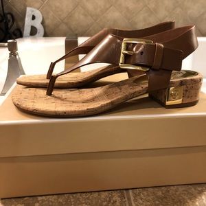 Michael Kors Leather Thong Sandals! Size 7.5
